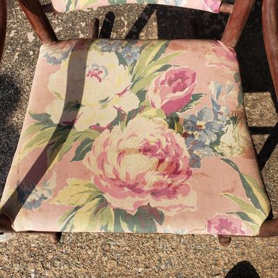 Vintage Wooden Rocking Chair (B1-KD)