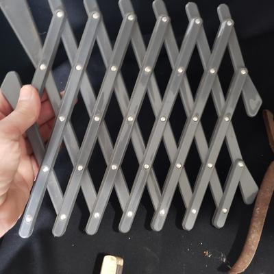 Miscellaneous Tools and Hardware (LR-KD)