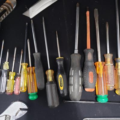 Miscellaneous Tools and Hardware (LR-KD)