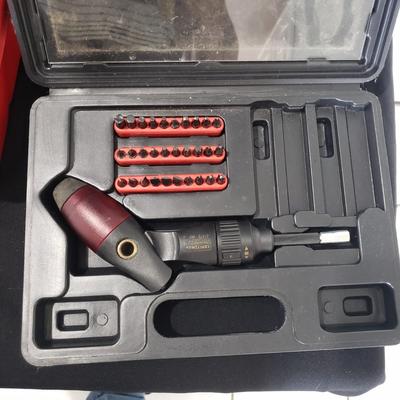 Miscellaneous Tools and Hardware (LR-KD)