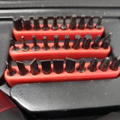 Miscellaneous Tools and Hardware (LR-KD)