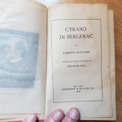 Assortment of Red Antique and Vintage Books (LR-KD)