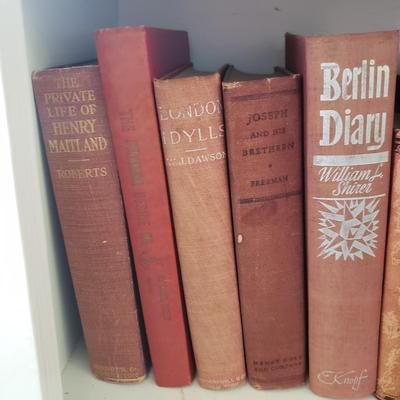 Assortment of Red Antique and Vintage Books (LR-KD)
