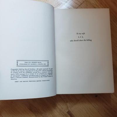 Assortment of Red Antique and Vintage Books (LR-KD)