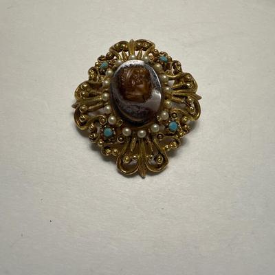 Florenza cameo brooch