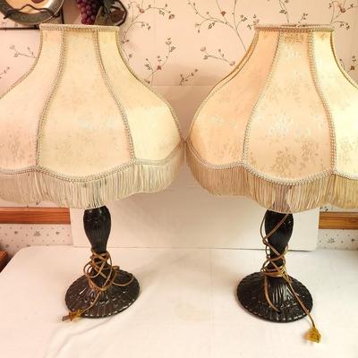 Lot #369 Pair of Nice Decorator Table Lamps