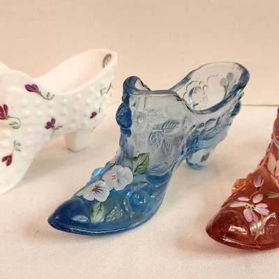 Lot #377 Lot of 3 Fenton Art Glass Shoes