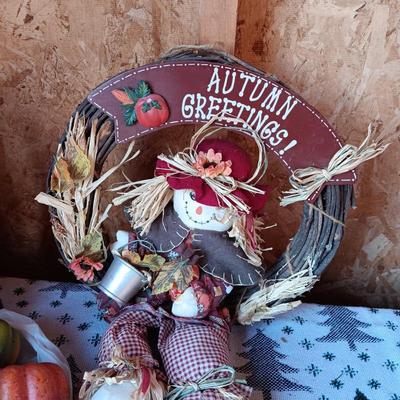 FALL DECORATIONS