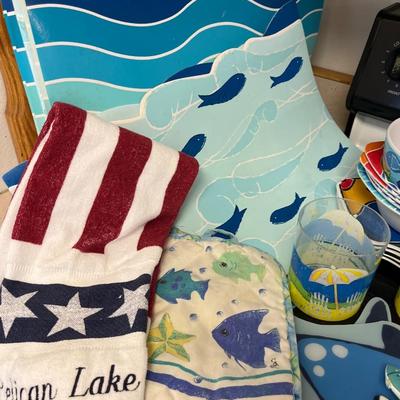 Lake/fish kitchen group
