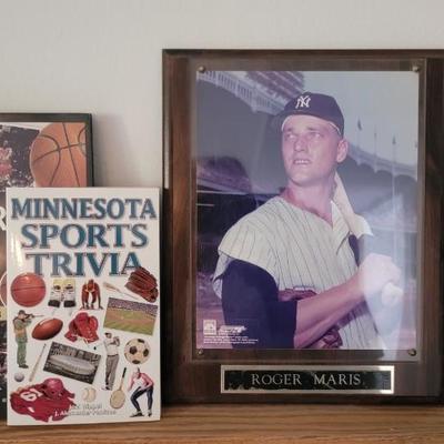 Misc baseball Roger Marris photo, books
