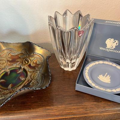Orrefors crystal vase, carnival glass bowl, Wedgewood plate