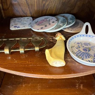 Limoges trinket box, vintage plates, railroad souvenir, brass heart key holder