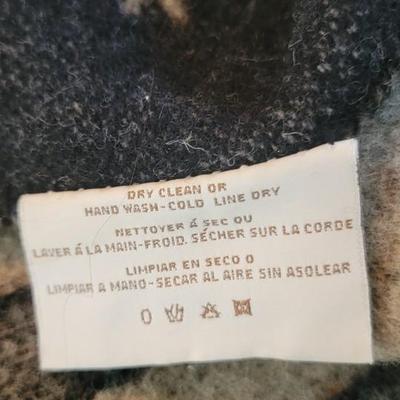 Faribault Wollen Mill blanket