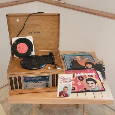 Detrola turntable, vinyl