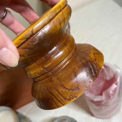 Lot 332 Bread box with candles