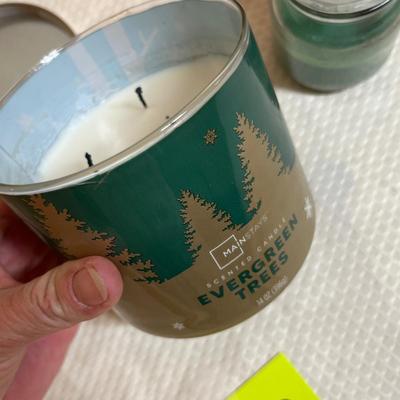 Lot 332 Bread box with candles