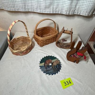 Lot 334 Baskets & Western decor