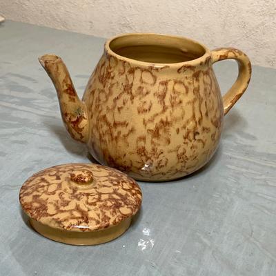 Lot 339 Antique Spongeware Teapot