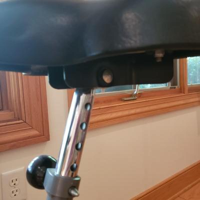 Schwinn DX 900 Indoor Cycle (LLR-KD)