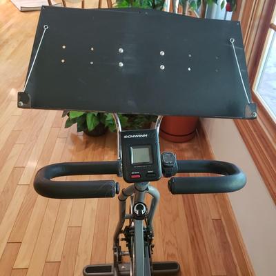 Schwinn DX 900 Indoor Cycle (LLR-KD)