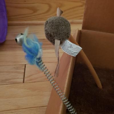 NIB Cat Toys, Cat Tunnel, Cat Mouse Odor Eliminator and More (LLR-KD)