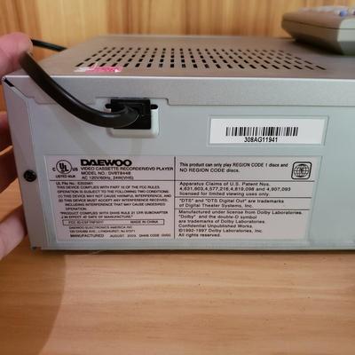 Concert DVDs & Daewoo DVD/VHS player with Remote (LLR-KD)