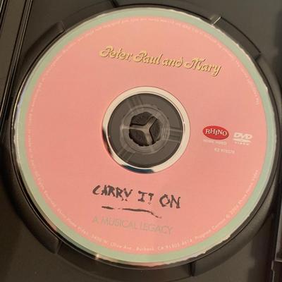 Concert DVDs & Daewoo DVD/VHS player with Remote (LLR-KD)