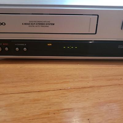 Concert DVDs & Daewoo DVD/VHS player with Remote (LLR-KD)