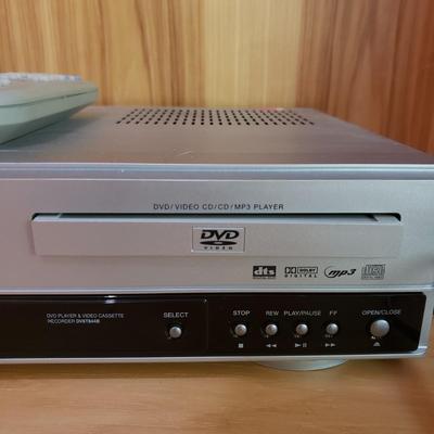 Concert DVDs & Daewoo DVD/VHS player with Remote (LLR-KD)