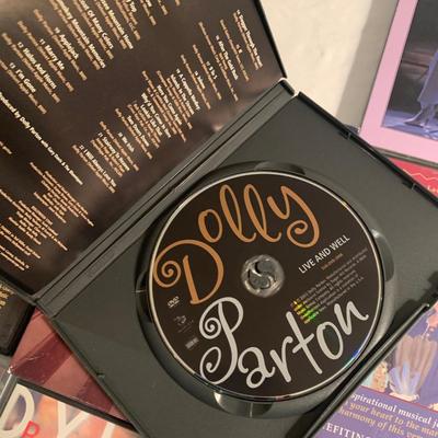 Concert DVDs & Daewoo DVD/VHS player with Remote (LLR-KD)