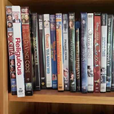 100+ DVDs: Documentaries, Movies and TV Shows (LLR-KD)