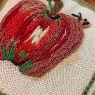 Four Decorative Accent Pillows (LLR-KD)