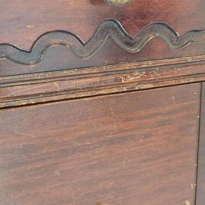 Chest of drawers and dresser with mirror