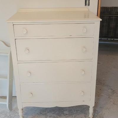 White chest w/2 shelves