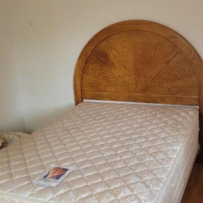 Full headboard mattress