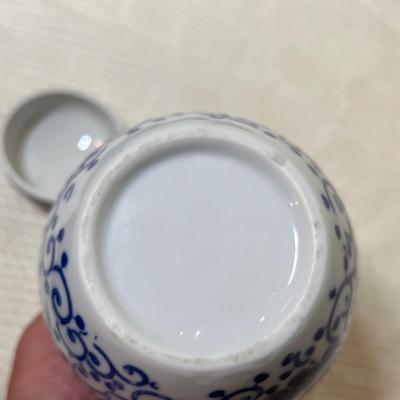 Lot 350 Pheonix ware Ginger jar