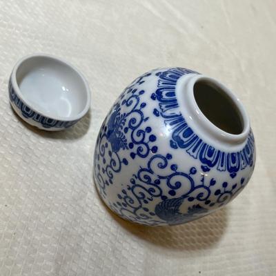 Lot 350 Pheonix ware Ginger jar