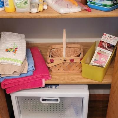 Misc bath room plus cleaning