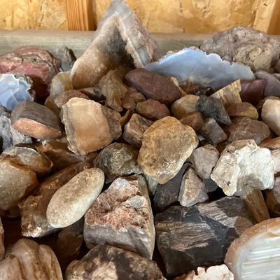Assorted rocks, geodes, agates & petrified wood
