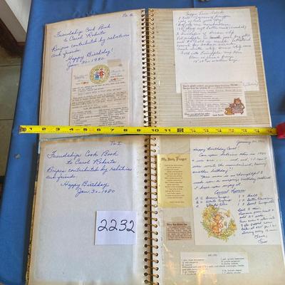 Neat Idea! Family and Friends Recipe Books