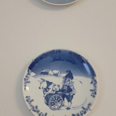 20 misc Porsgrund collector plates