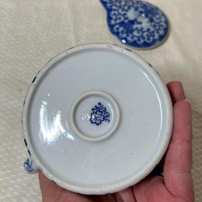 Lot 351 Pheonix ware Syrup pitcher