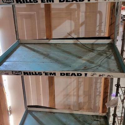 Vintage Raid Kills'em Dead rack