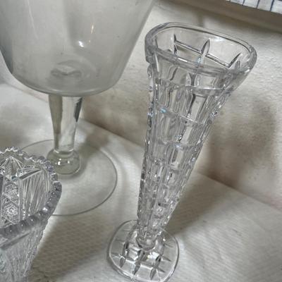 Lot 358 Lot of Crystal Vases