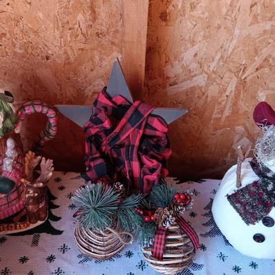 SANTA PITCHER, PENGUIN SHAKERS, SNOWMAN COASTERS AND MORE