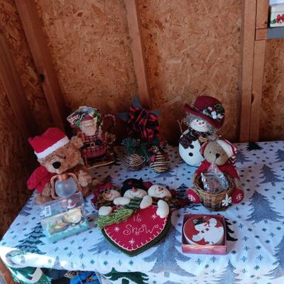 SANTA PITCHER, PENGUIN SHAKERS, SNOWMAN COASTERS AND MORE