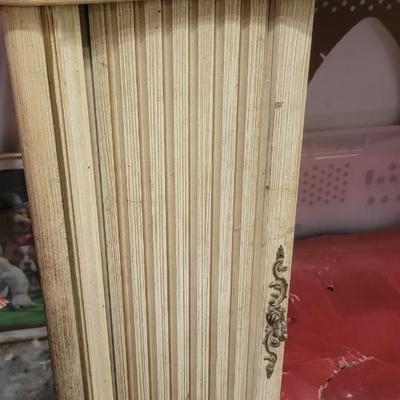 Vintage side board (or TV cabinet?