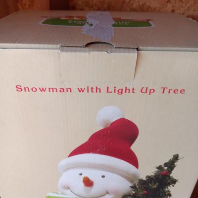 SNOOWMAN WITH LIGHT UP TREE, MOTION DETECTOR SANTA AND MORE