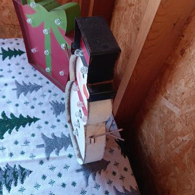 TIN PRE-LIT SNOWMAN AND PRESENT PLUS METAL SLEIGH