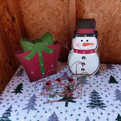TIN PRE-LIT SNOWMAN AND PRESENT PLUS METAL SLEIGH